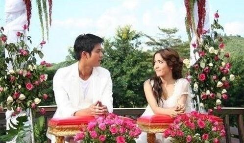 旋转的爱全集在线观看,一场跨越时空的浪漫邂逅  第3张